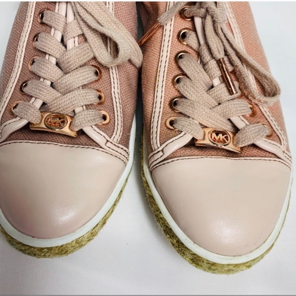 Michael Kors blush pink casual sneakers - Picture 4 of 4